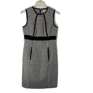 Calvin Klein Sleeveless Black and White Mini Dress Back Zip with Pockets